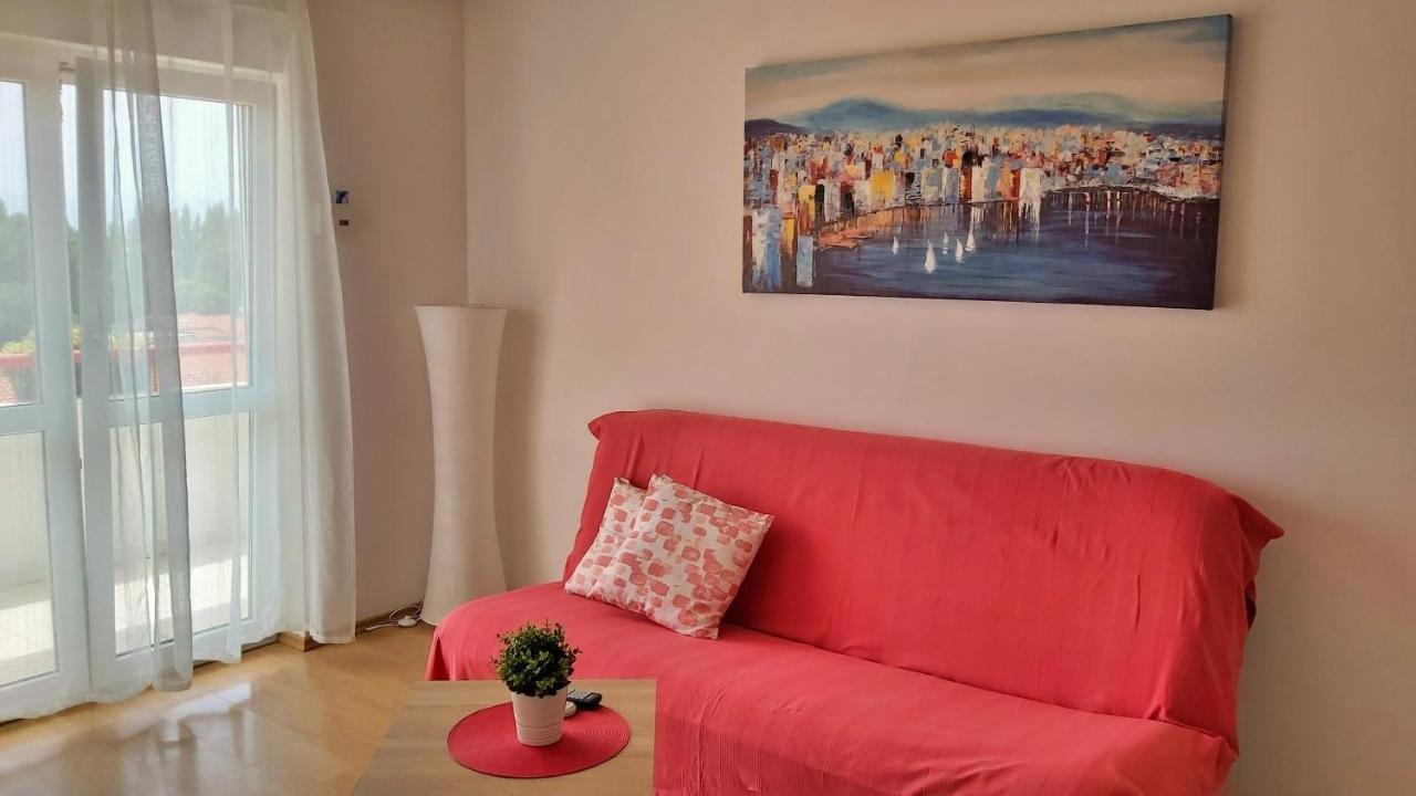 Apartments Zvone Omis Exterior photo