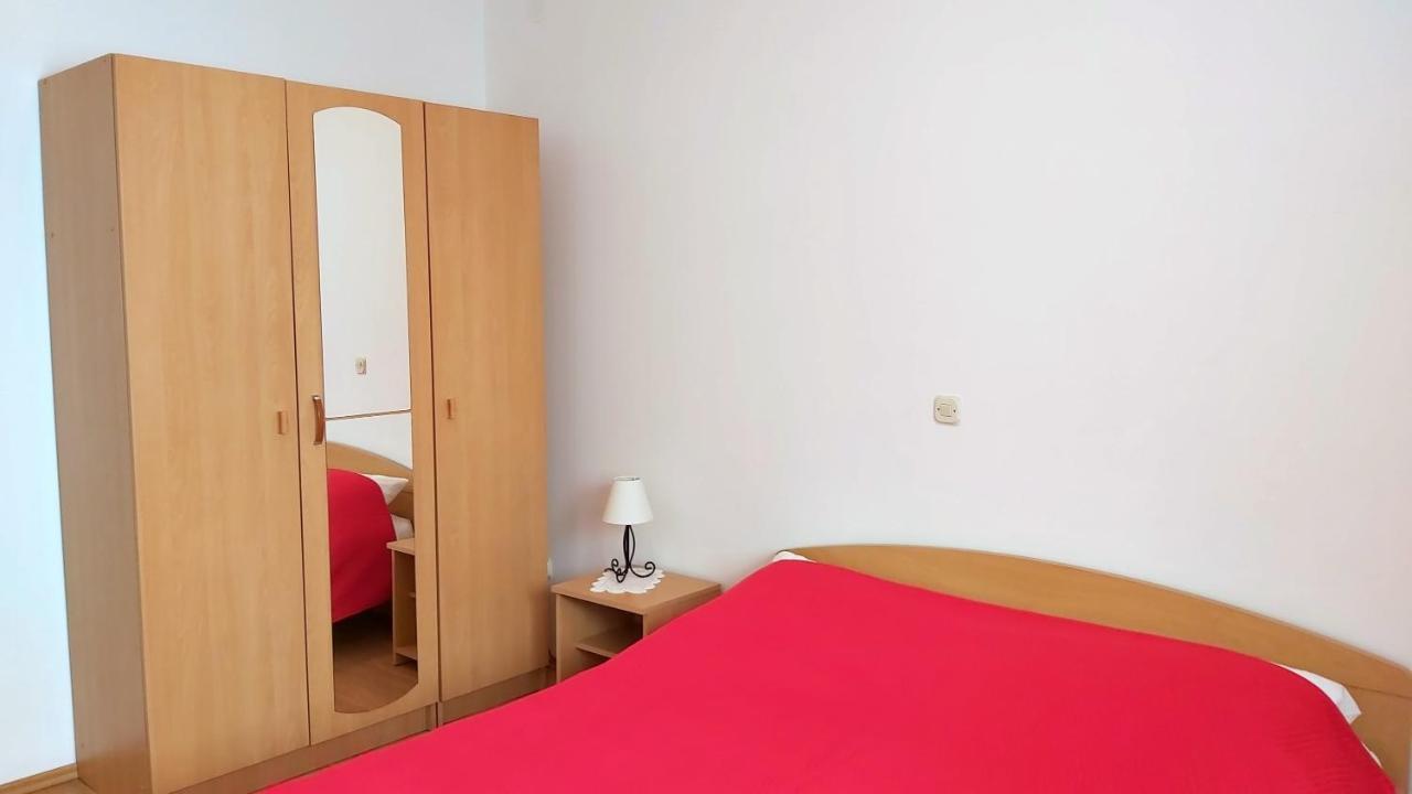 Apartments Zvone Omis Exterior photo