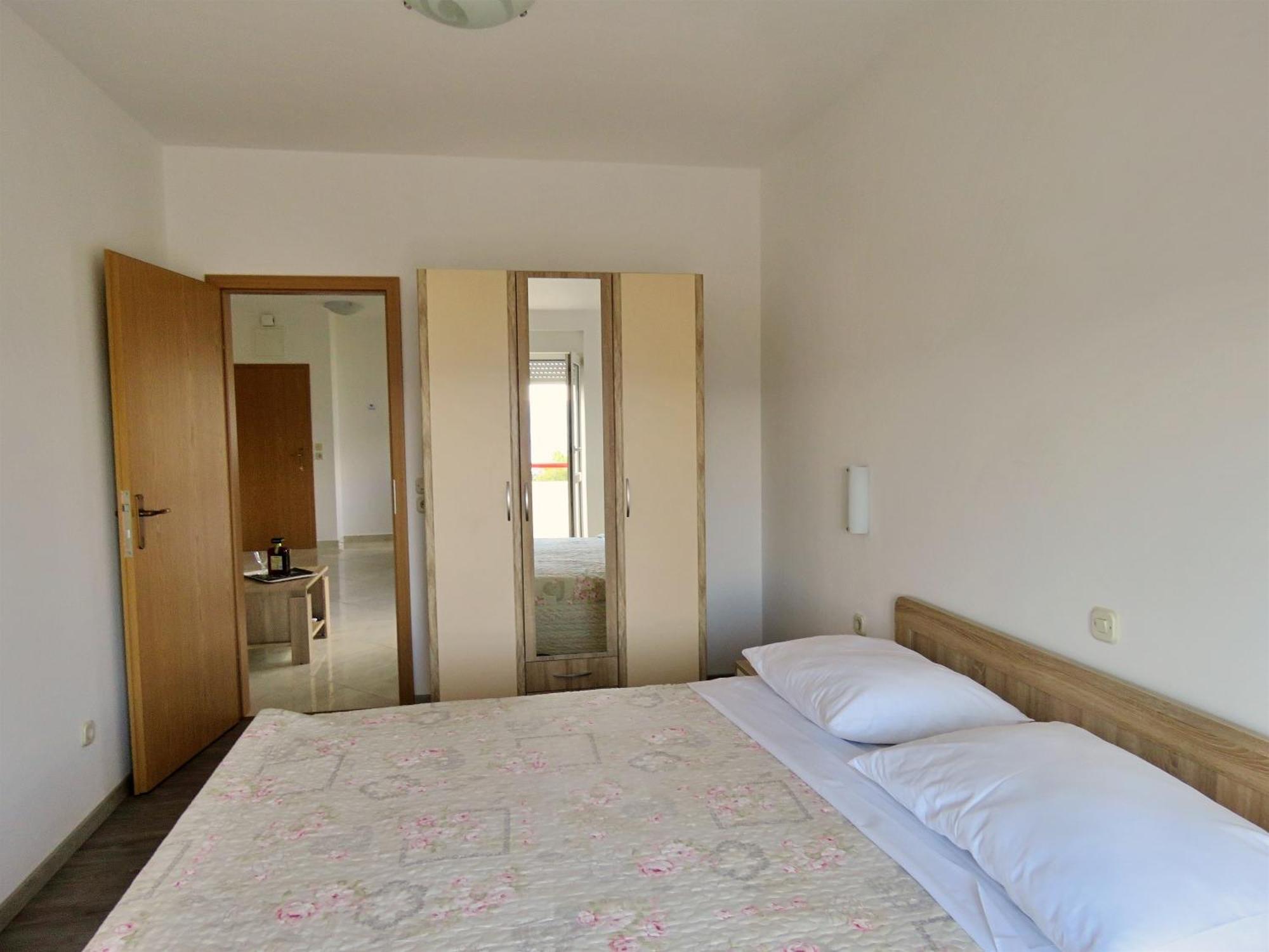 Apartments Zvone Omis Room photo