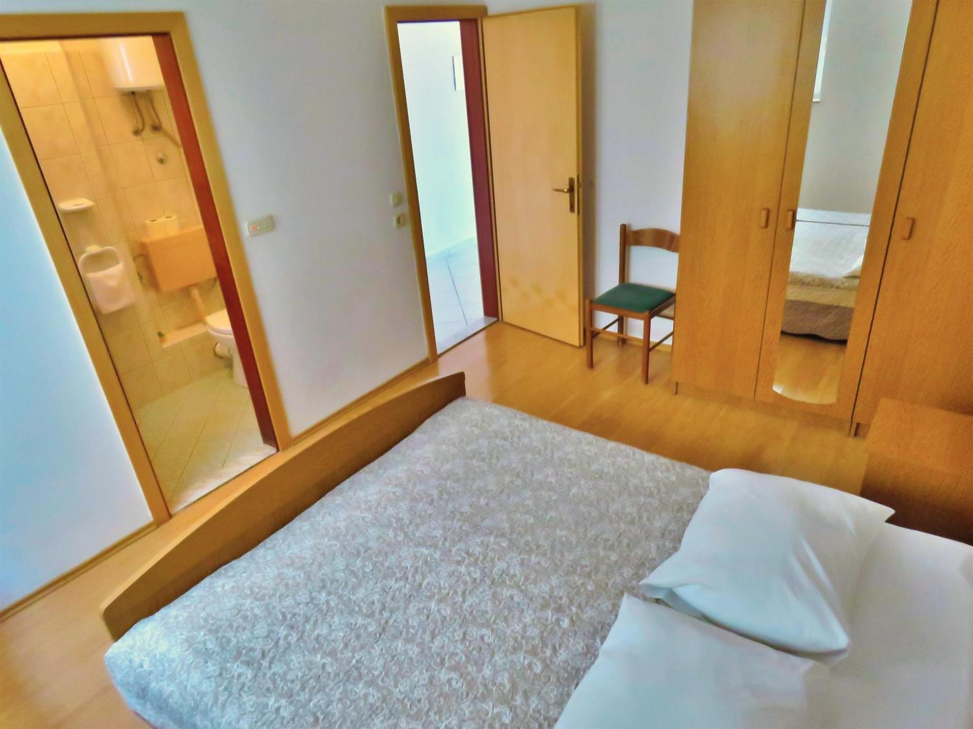 Apartments Zvone Omis Room photo