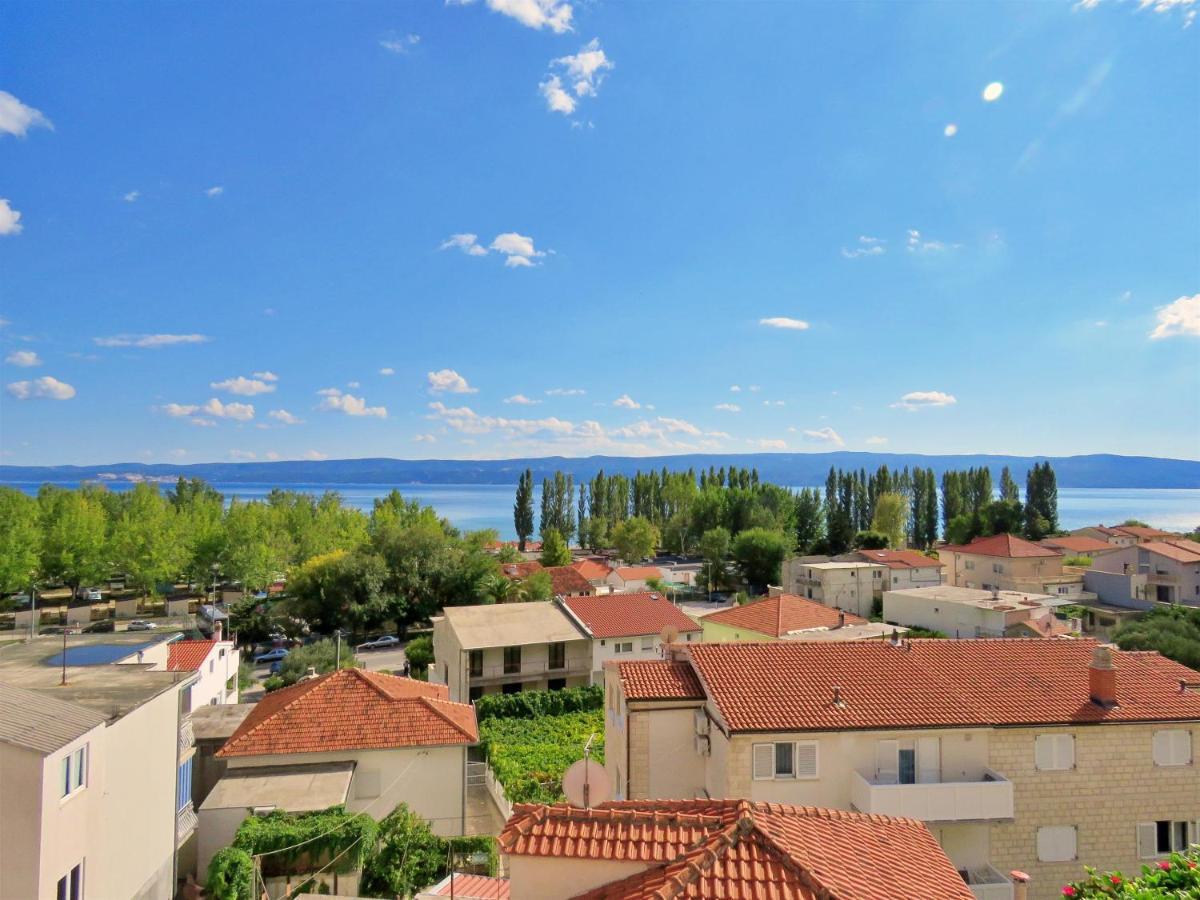 Apartments Zvone Omis Exterior photo